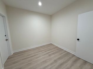 452 Park Dr #22, Boston, MA 02215