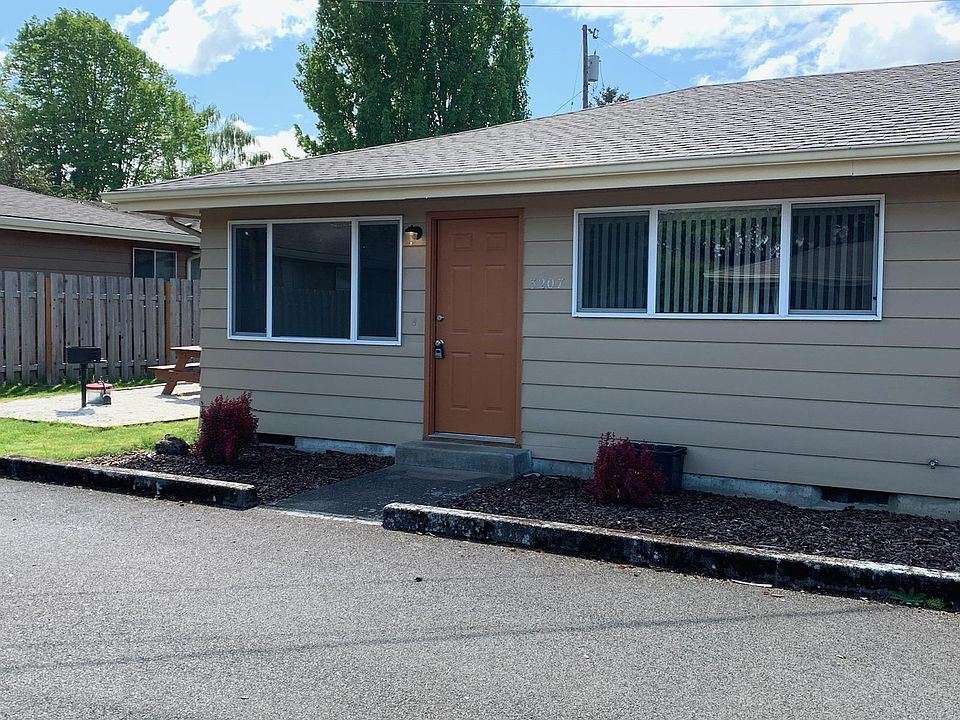 1st image of 3207 E 29th St