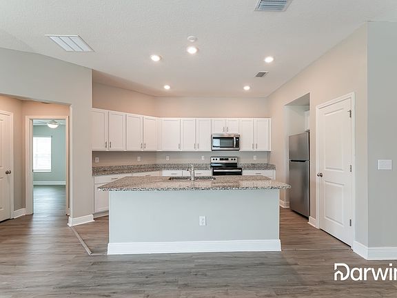 3rd image of 12534 Aston Dr