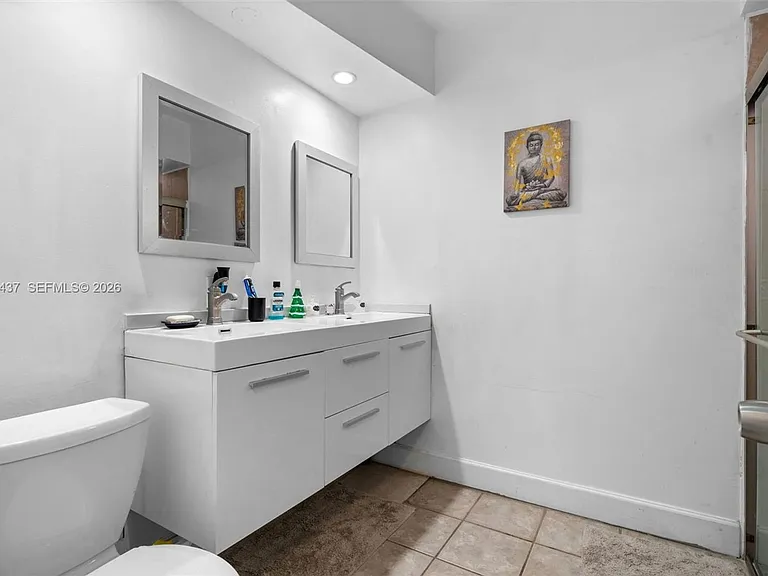 4306 Johnson St — Photo 6
