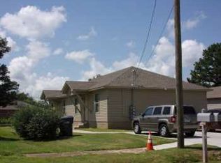 2413 Court St #B, Jonesboro, AR 72401