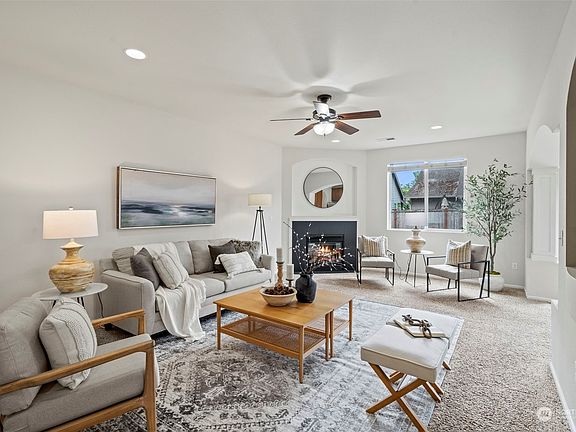 5th image of 1814 188th Street Ct E