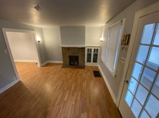 7625 Roslyn St, Pittsburgh, PA 15218