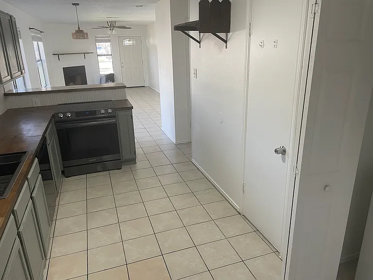 523A Luther Dr #A — Photo 17