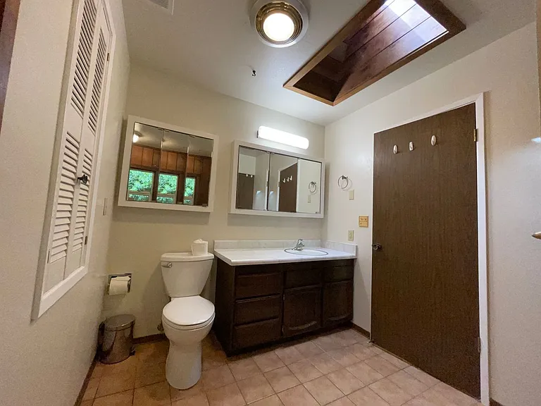 2485 Sonnenfelt Rd — Photo 48