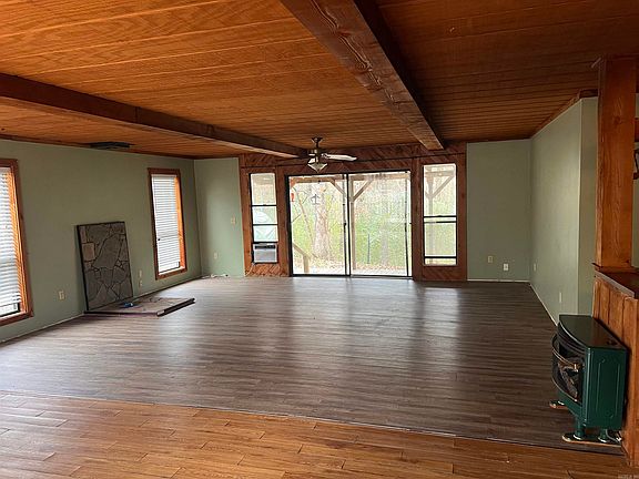 3rd image of 412 N Park St