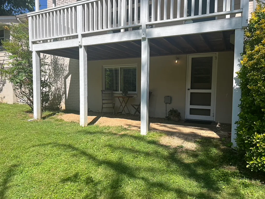 1 bed, 900 sqft, $1,500 — Photo 3