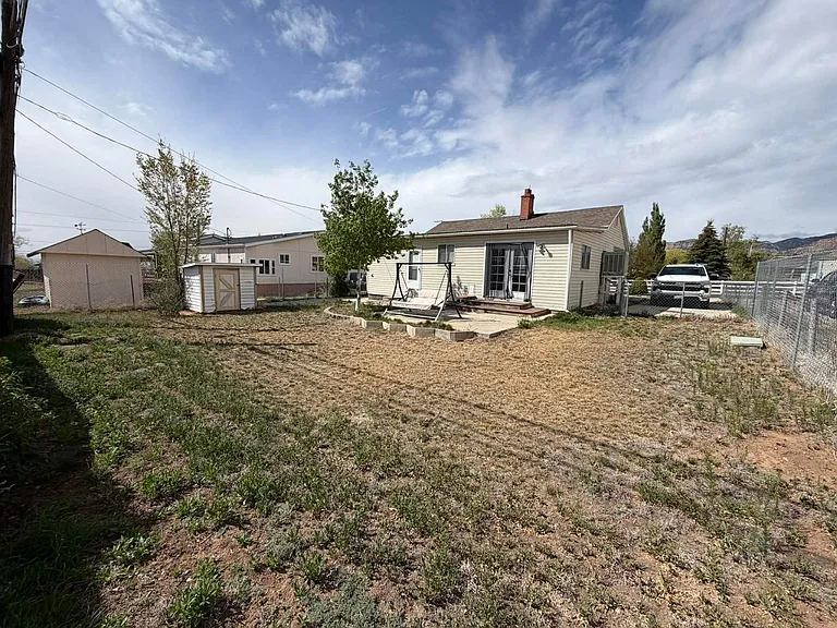178 W Geneva Dr — Photo 34