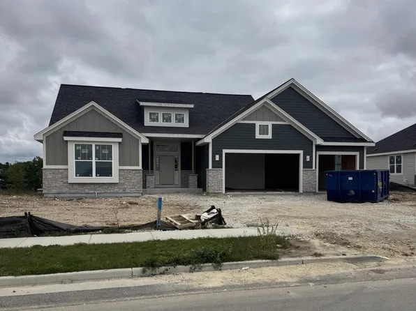 310 Limestone LANE, Slinger, WI 53086