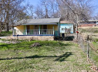 807 Schmidt Rd, Rossville, GA 30741