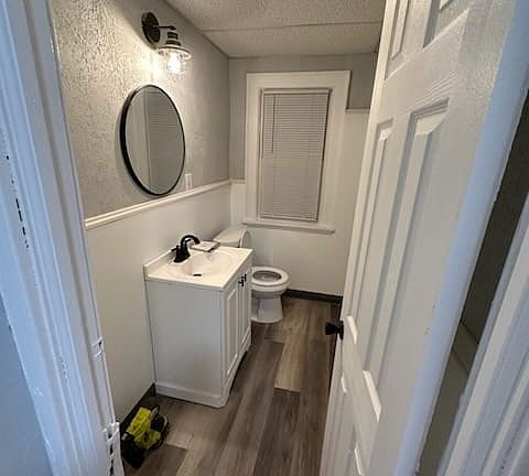 5th image of 888 Whittier Ave #1