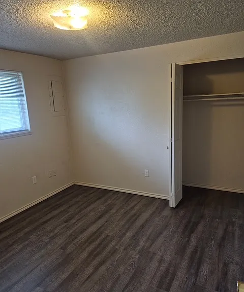 506 Canyon Rd — Photo 7