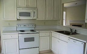 4th image of 1910 Sea Oats Ave