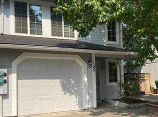 123 Green Ln #125, Eugene, OR 97404