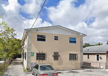 1st image of 2910 NW 14th Ave APT 4