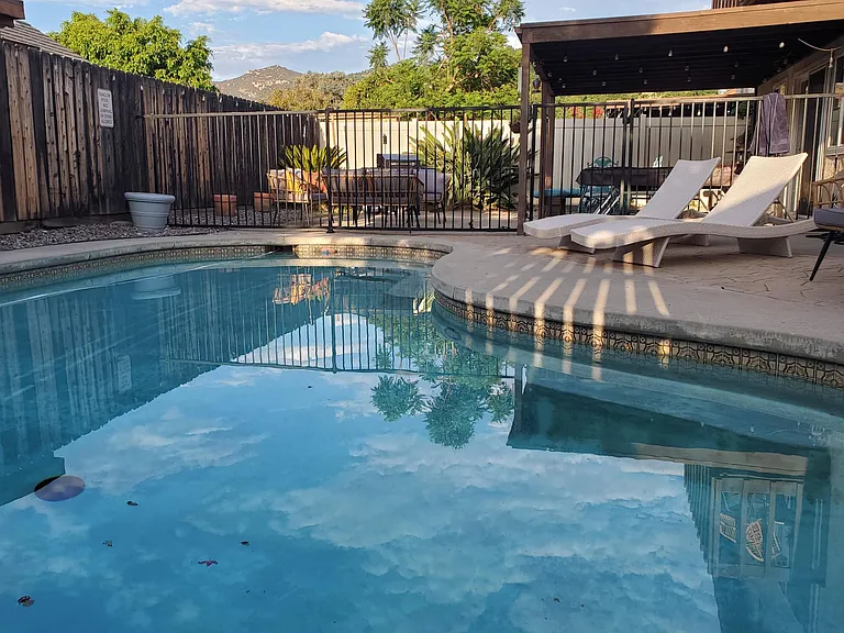458 Las Brisas Dr — Photo 15