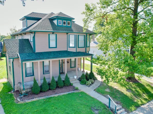 145 S Indiana St, Danville, IN 46122
