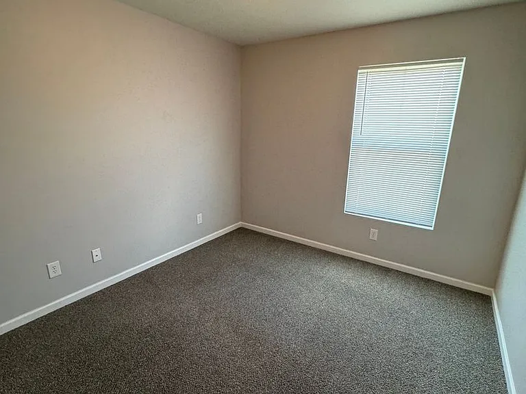 3371 Fall Valley Dr — Photo 14