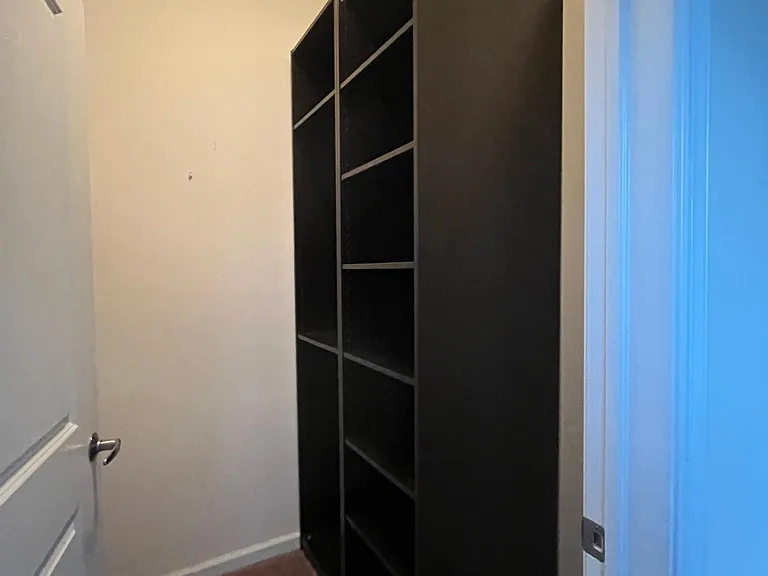 Organized closet in guest bed room