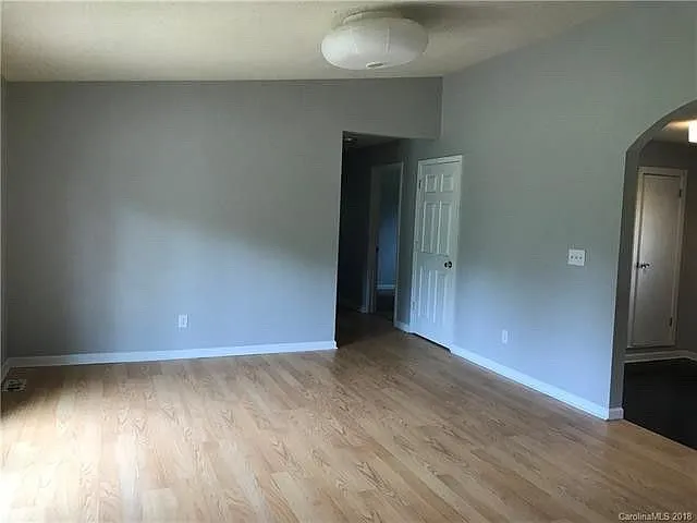 9956 Sybbie St — Photo 5