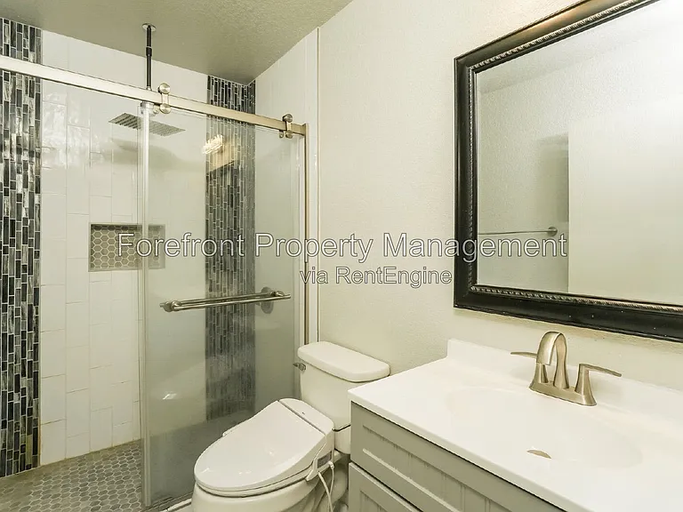 5915 Iris Isle — Photo 15