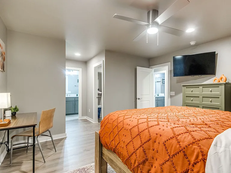 609 Abadan Dr — Photo 28