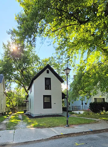313 Greenwood Ave Photo 1