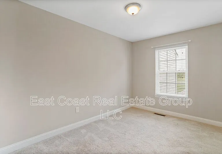 575 Lancaster Pl — Photo 19