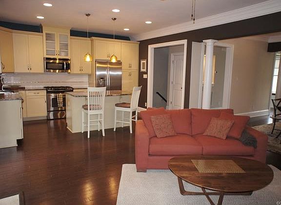 3rd image of 9515 Creek Summit Cir