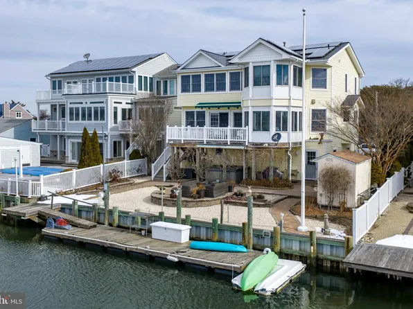 16 Beach Dr, Little Egg Harbor, NJ 08087