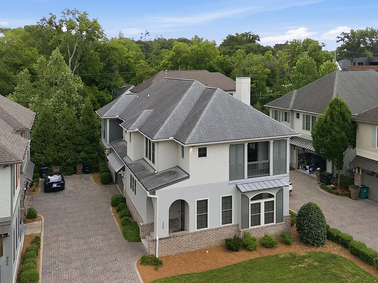 404 Woodmont Hall Pl — Photo 3