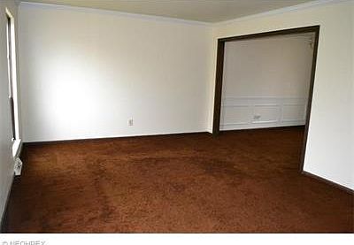 5th image of 18325 Bishop Ln