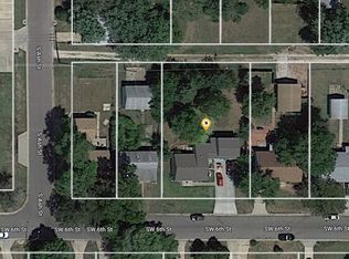 320 E 6th St, Newton, KS 67114