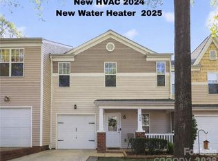 530 Doughton Ln, Charlotte, NC 28217