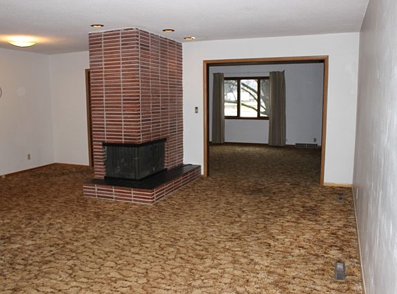 2nd image of 217 Summit St