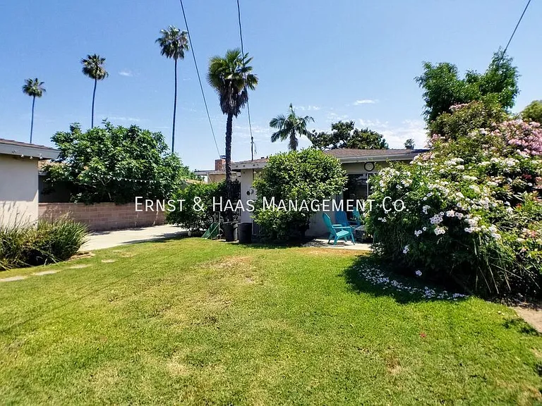 7619 Suva St — Photo 32