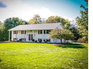 86 Rose Ann Ln, Chester, NY 10918