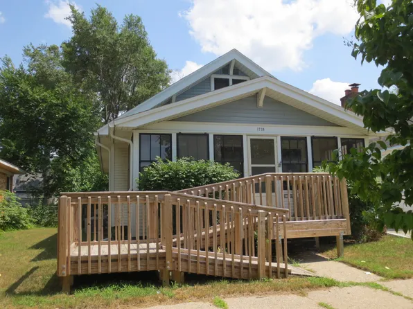 1718 5th St, Muskegon, MI 49441