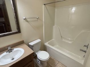 1302 S Cleveland Ave APT G, Joplin, MO 64801