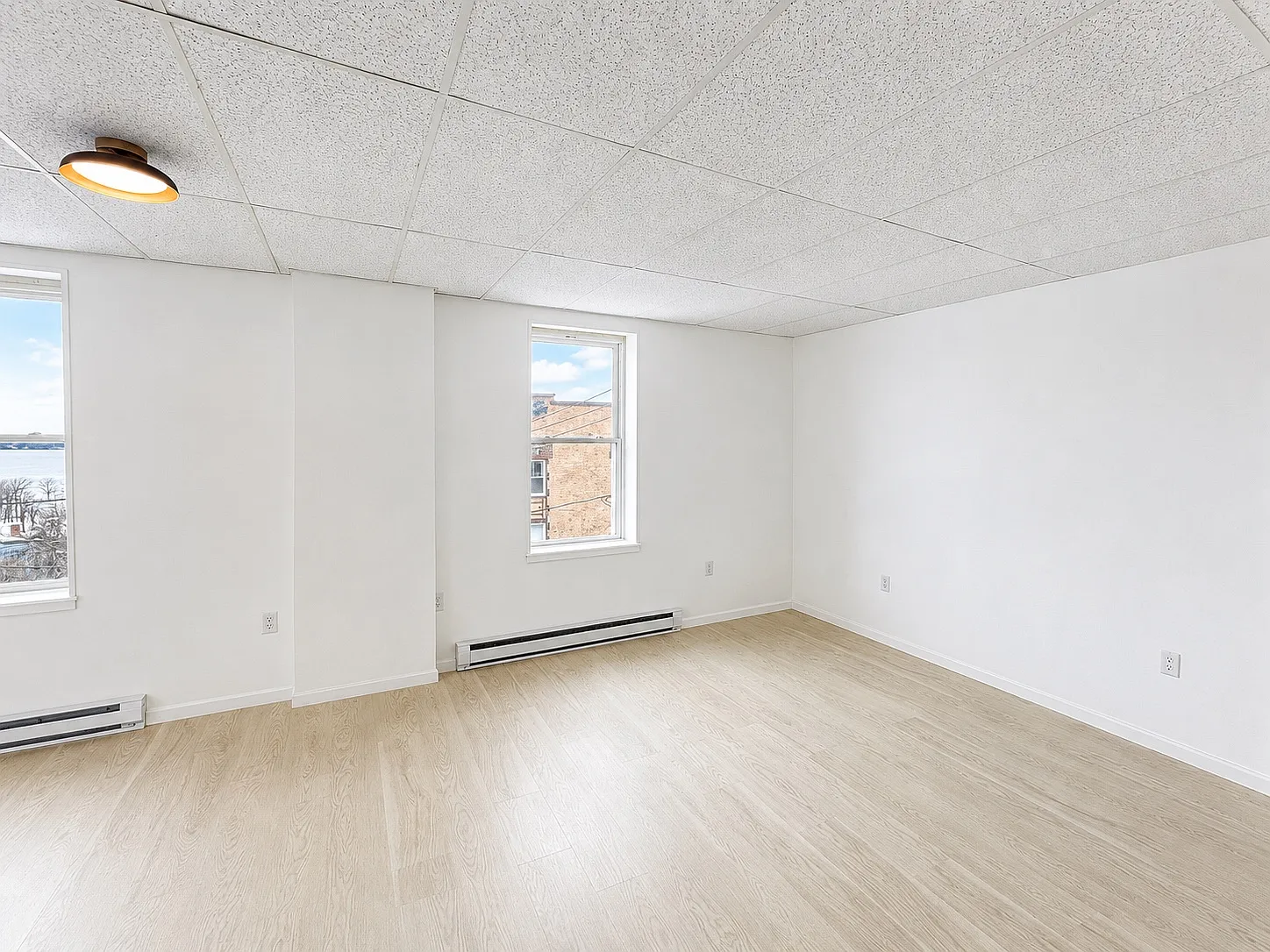 4325 Main St — Photo 4