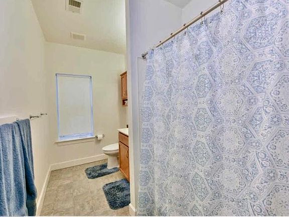 Handicap accessible downstairs bath