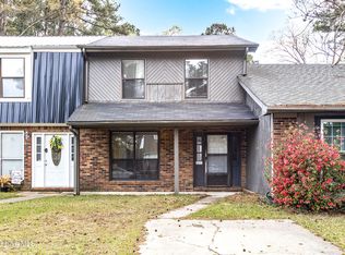 211 Bracken Place, Jacksonville, NC 28540