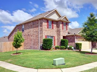 9114 Maple Canyon Dr, Arlington, TX 76002