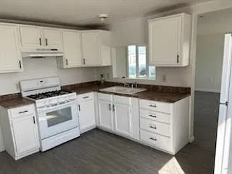 3 bed, 1.5 bath, $1,250 — Photo 2