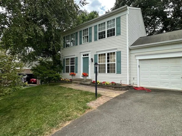 14948 Amaranth Ct, Woodbridge, VA 22193