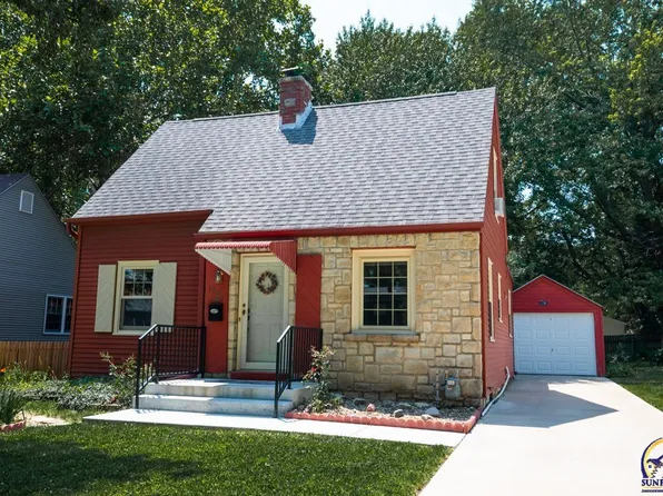 1831 SW Medford Ave, Topeka, KS 66604