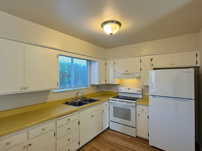 308 Annette Ave — Photo 7