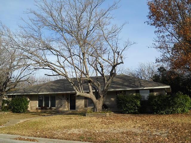 1st image of 3500 Glenmont Dr