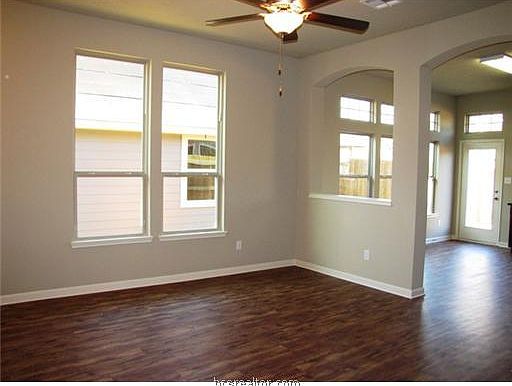 4th image of 15432 Baker