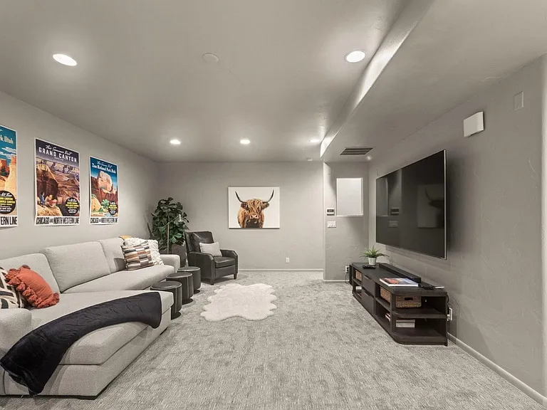 2410 W Entrada Trl #19 — Photo 27